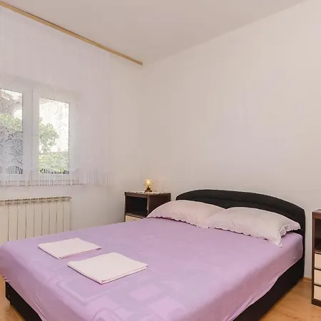 Apartament Mira I *