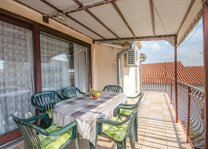 Appartamento Mira I *